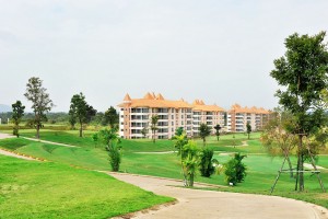 Happy City Golf Resort