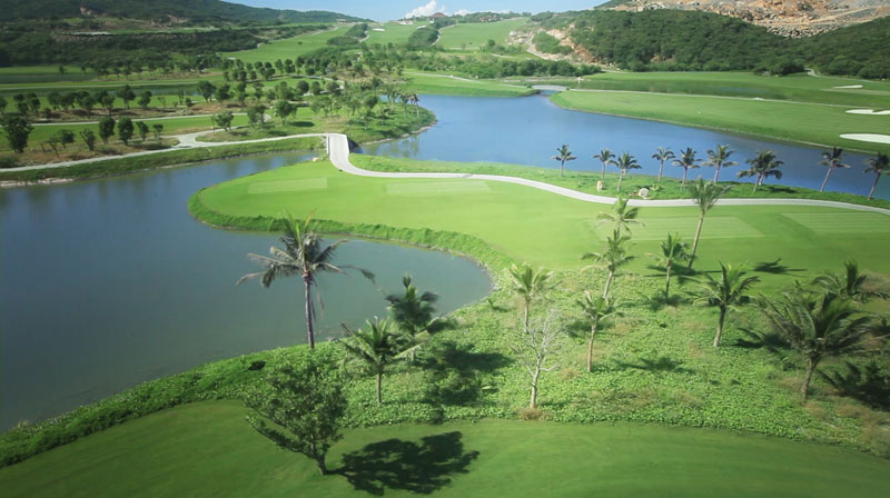Kết quả hình ảnh cho hình ảnh sân Golf Vinpearl Phú quốc